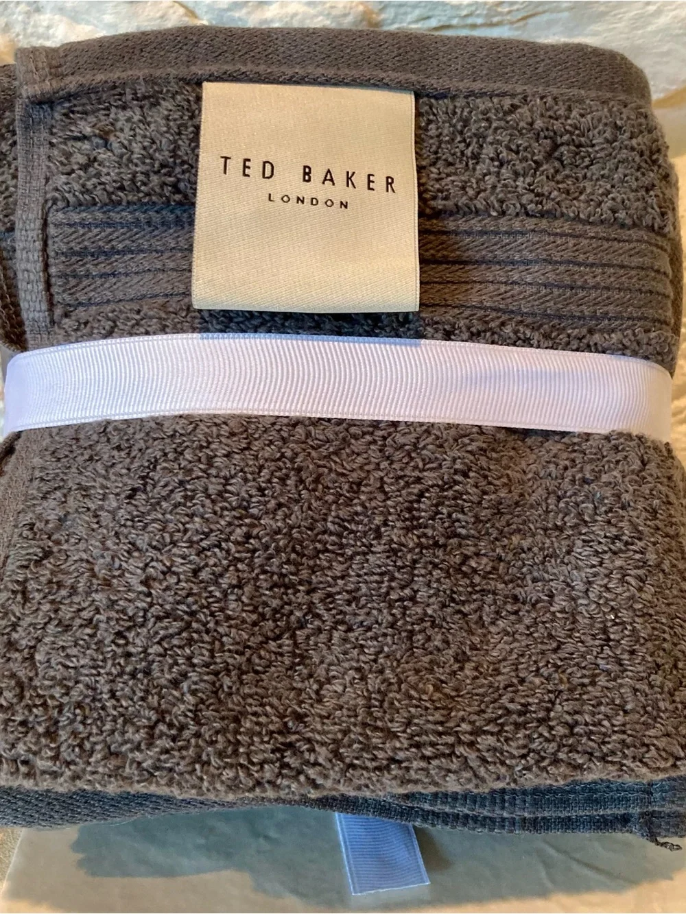 NWT Ted Baker Dark Gray Plush Cotton Washcloth Set